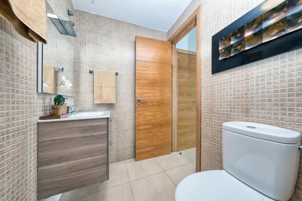 Casa Costa Esmeralda Plus-Pool And Relax 코스타 테기세 펜션